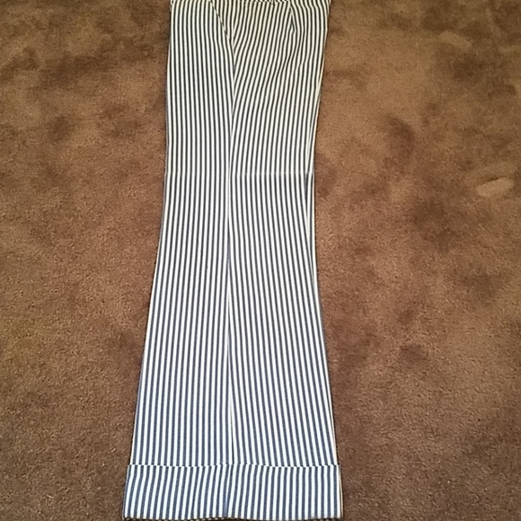 View Collections 2 piece suit - Picture 6 of 8